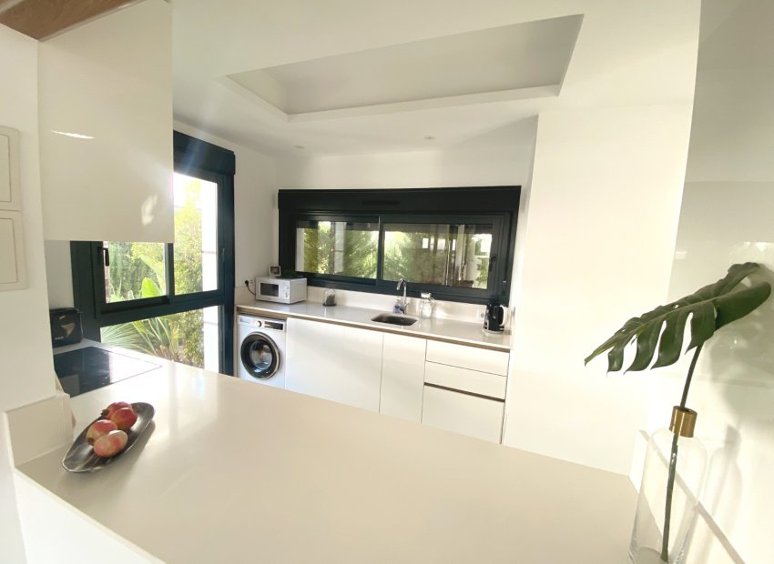 Reventa - Independiente / Villa -
Ciudad Quesada - Rojales - Doña Pepa