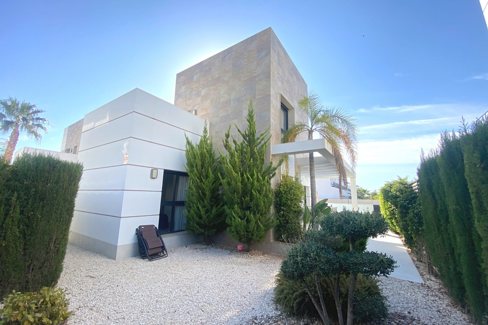 Reventa - Independiente / Villa -
Ciudad Quesada - Rojales - Doña Pepa