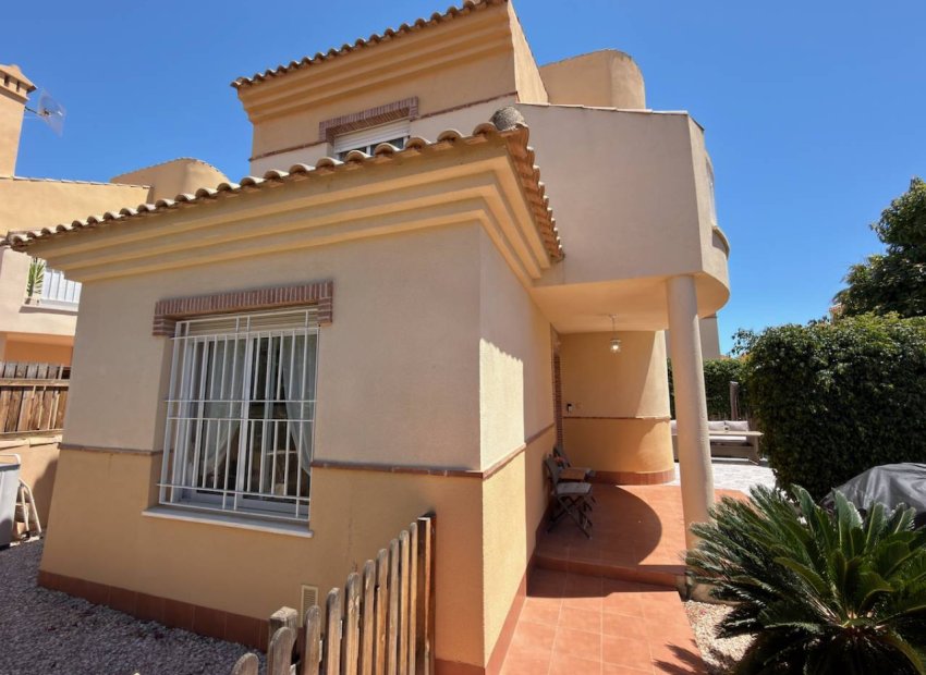 Reventa - Independiente / Villa -
Ciudad Quesada - Rojales - Doña Pepa