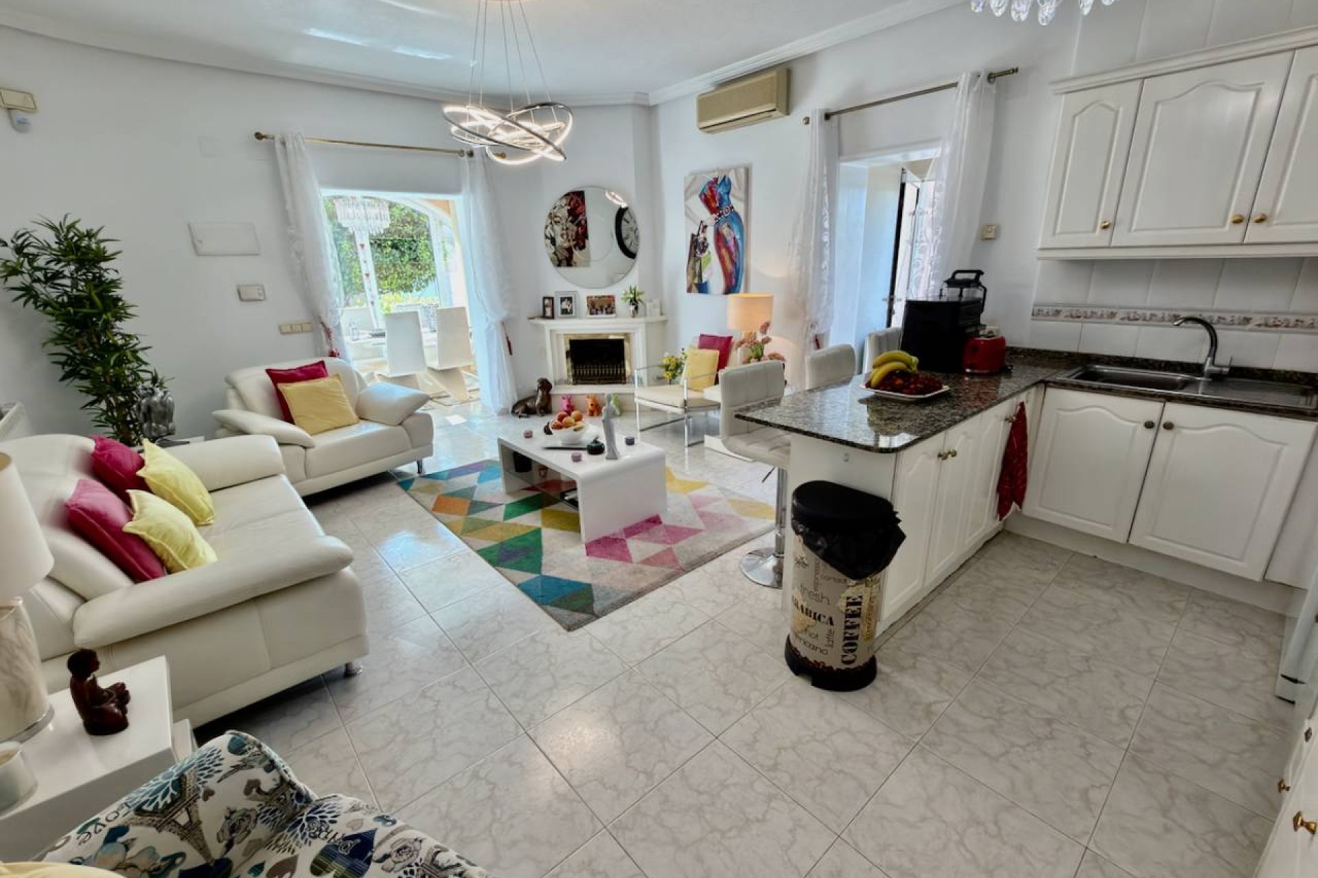 Reventa - Independiente / Villa -
Ciudad Quesada - Rojales - Doña Pepa