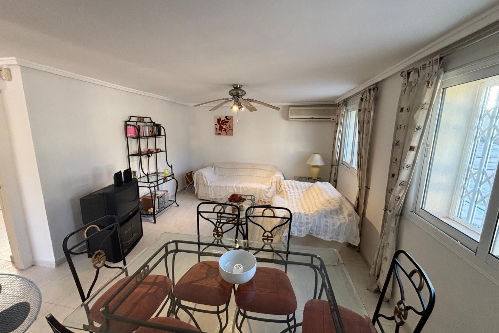 Reventa - Independiente / Villa -
Ciudad Quesada - Rojales - La Fiesta