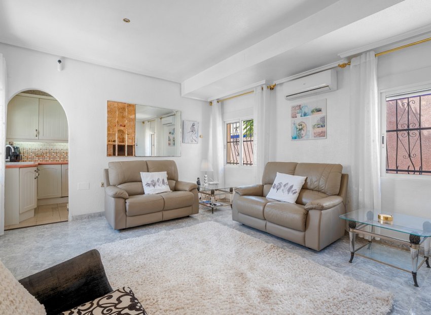 Reventa - Independiente / Villa -
Ciudad Quesada - Rojales - La Marquesa Golf