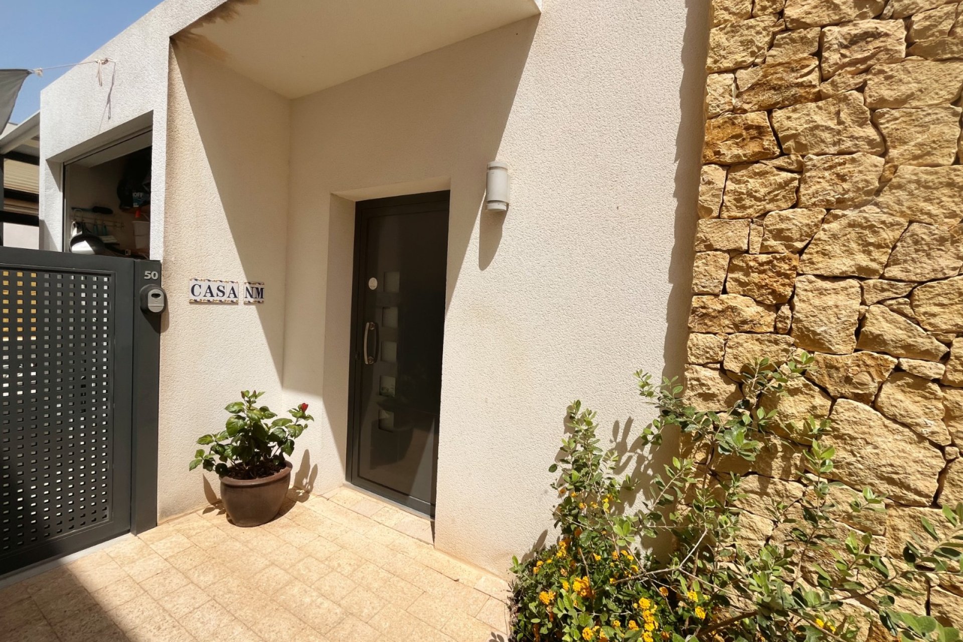 Reventa - Independiente / Villa -
Ciudad Quesada - Rojales - Pueblo Bravo