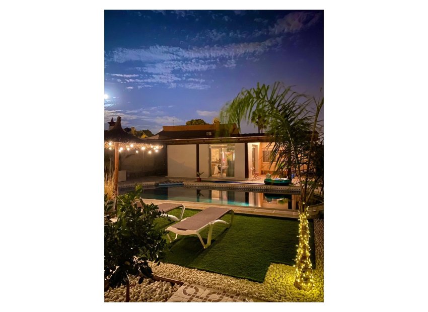 Reventa - Independiente / Villa -
Ciudad Quesada - Rojales - Quesada Center