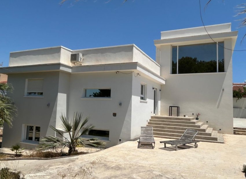 Reventa - Independiente / Villa -
Ciudad Quesada - Rojales - Rojales