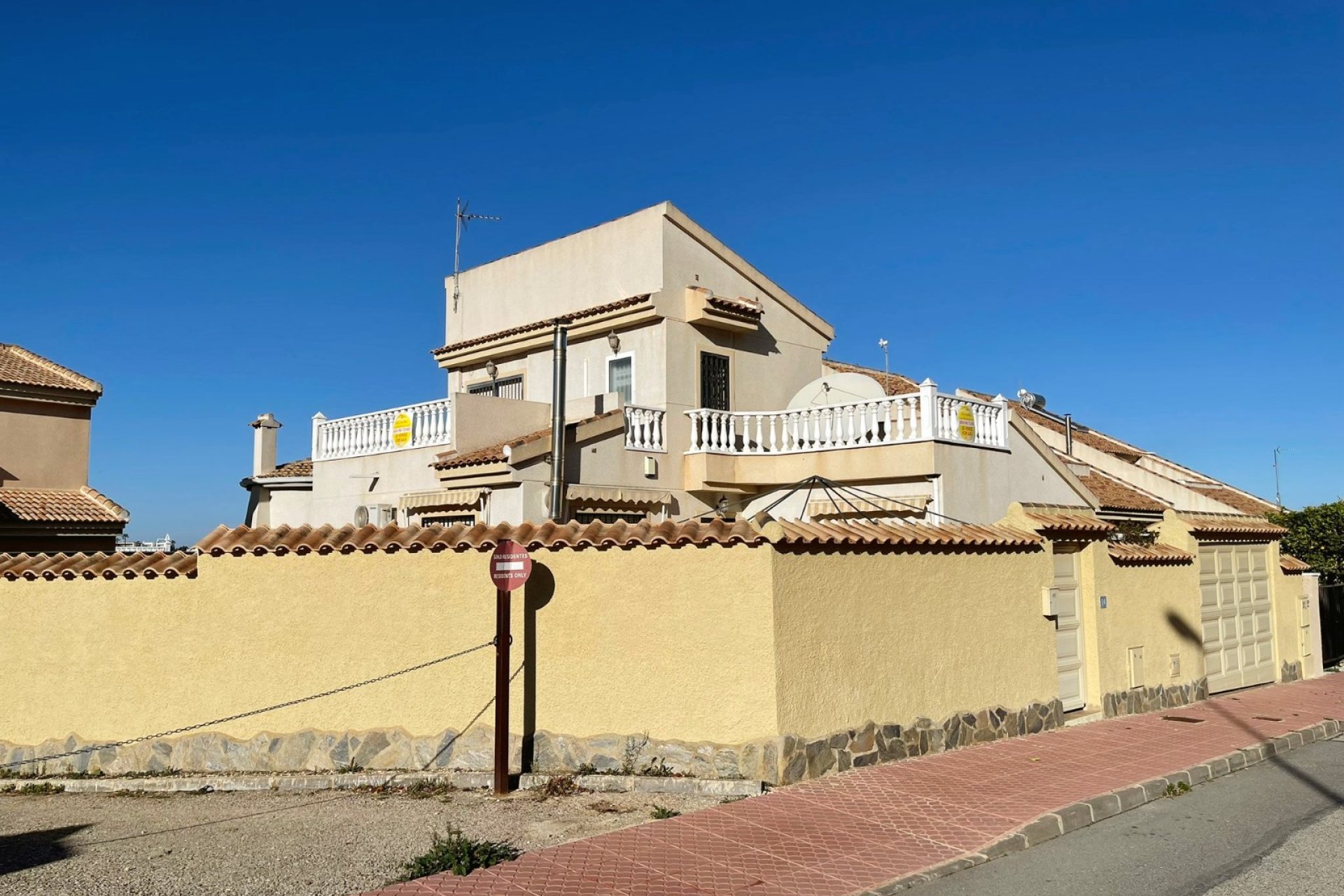 Reventa - Independiente / Villa -
Ciudad Quesada - Rojales - Rojales