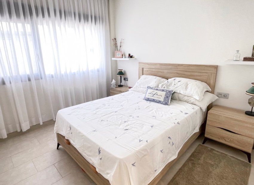 Reventa - Independiente / Villa -
Ciudad Quesada - Rojales - Rojales