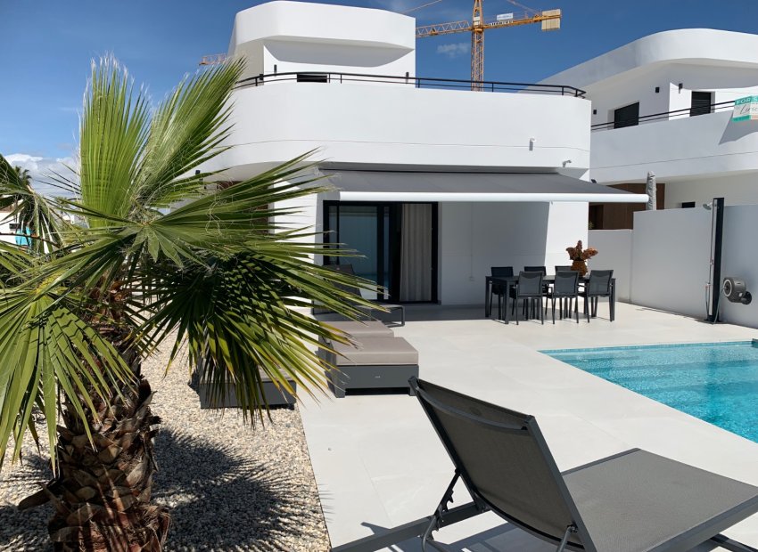 Reventa - Independiente / Villa -
Ciudad Quesada - Rojales - Rojales