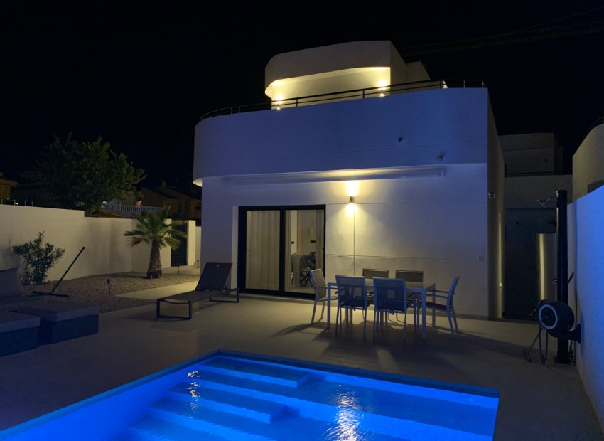 Reventa - Independiente / Villa -
Ciudad Quesada - Rojales - Rojales