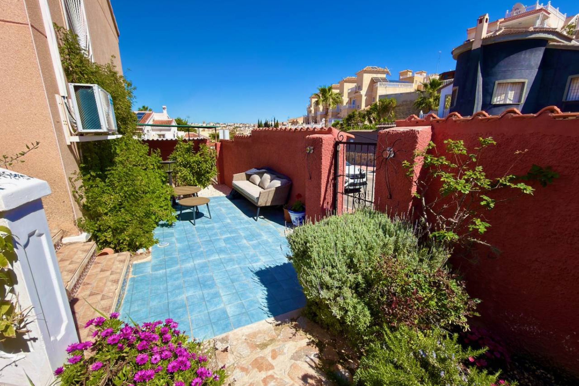 Reventa - Independiente / Villa -
Ciudad Quesada - Rojales - Rojales
