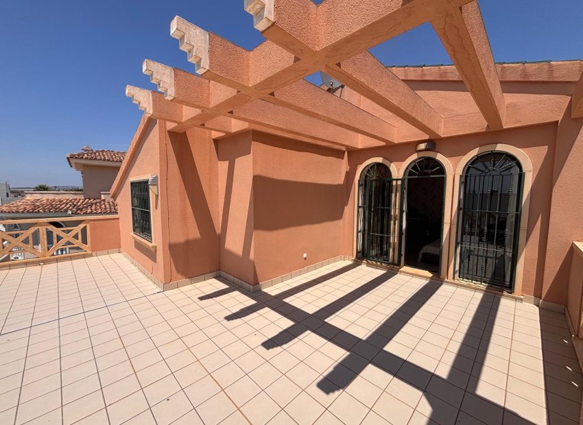 Reventa - Independiente / Villa -
Ciudad Quesada - Rojales - Urbanización Ciudad Quesada