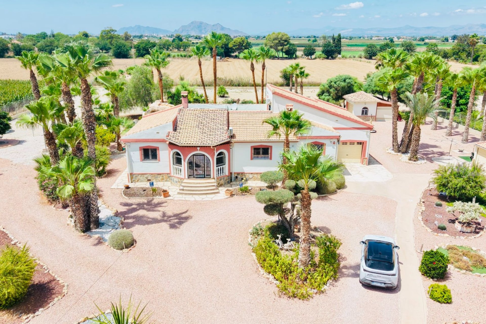 Reventa - Independiente / Villa -
Daya Vieja