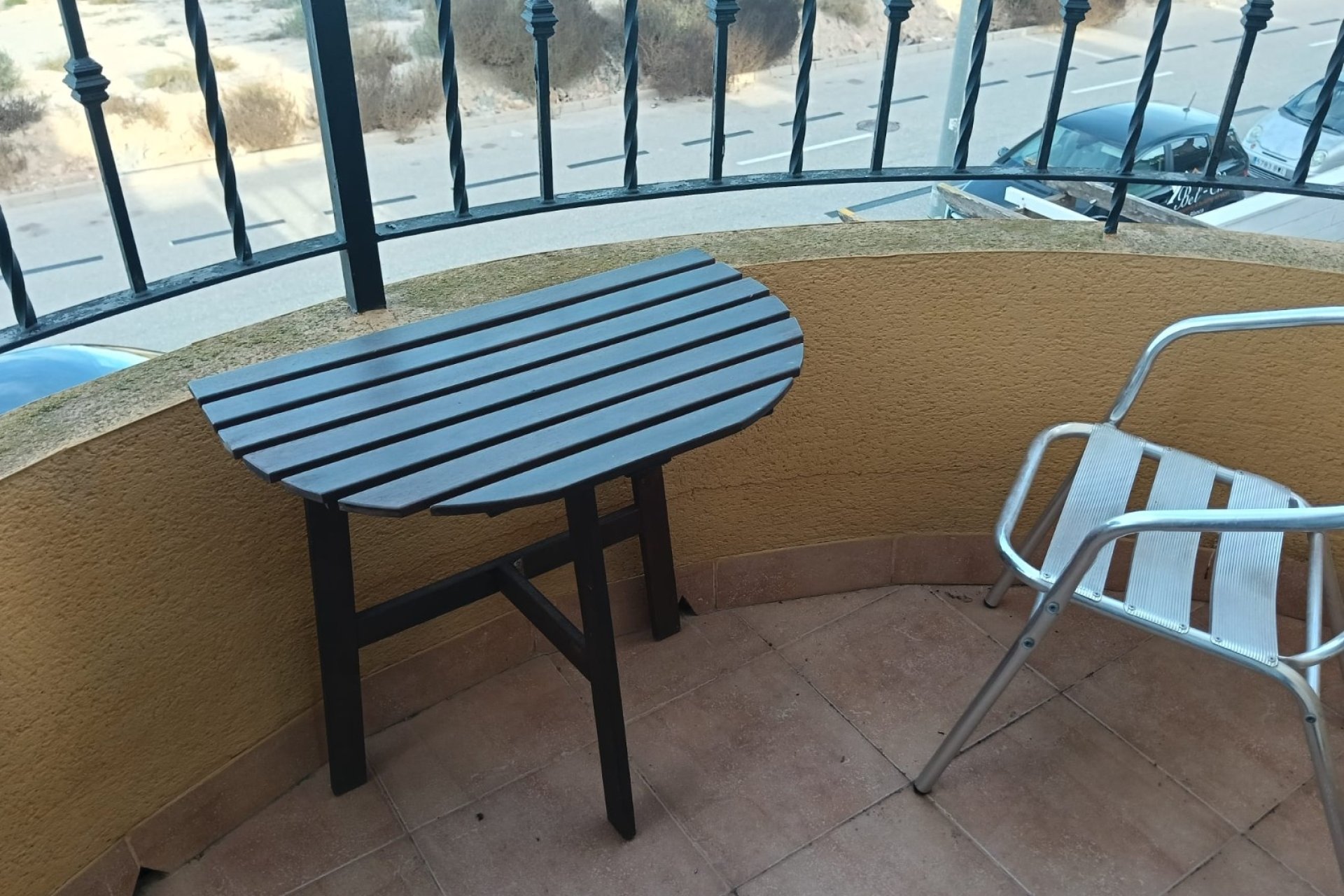 Reventa - Independiente / Villa -
Los Montesinos - La Herrada