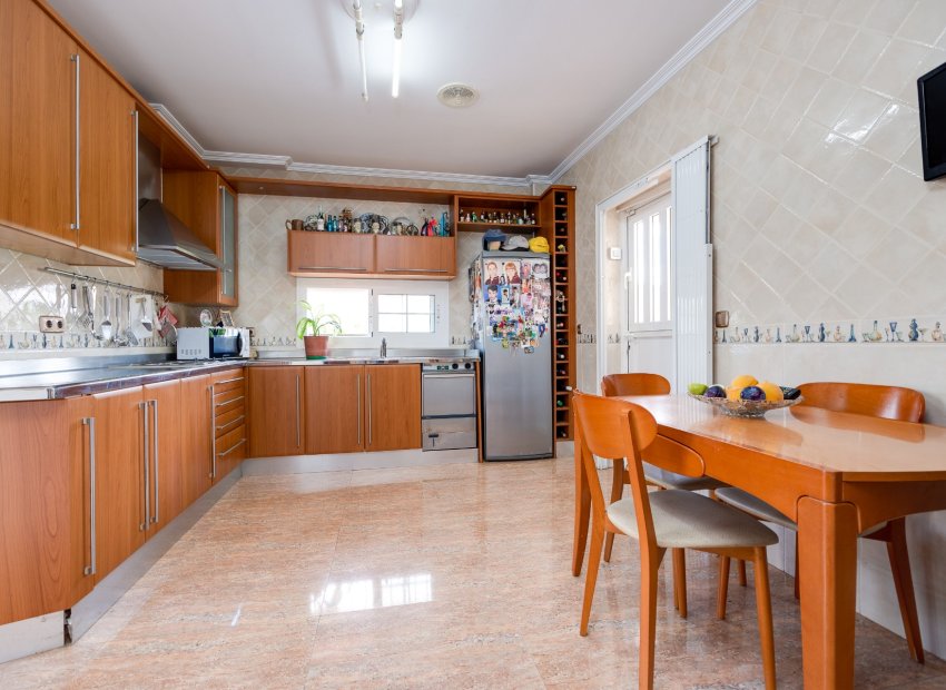 Reventa - Independiente / Villa -
Orihuela Costa - Orihuela