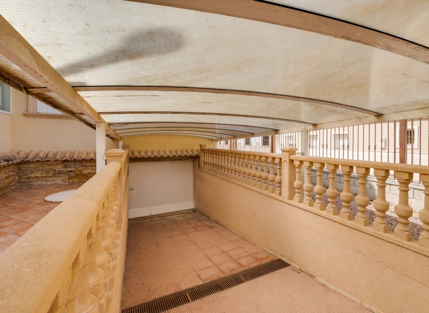 Reventa - Independiente / Villa -
Orihuela Costa - Orihuela