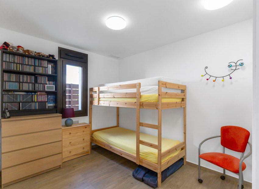 Reventa - Independiente / Villa -
Orihuela - Entre Naranjos Vistabella Golf