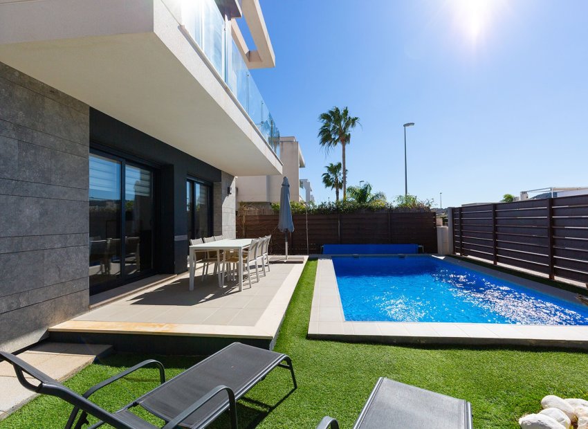 Reventa - Independiente / Villa -
Orihuela - Vistabella Golf