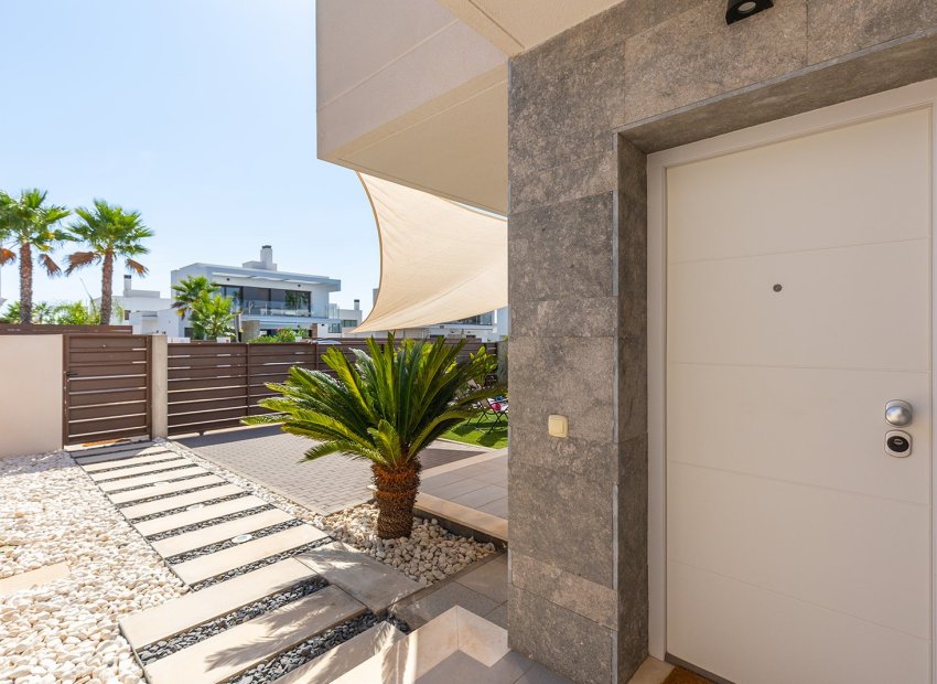 Reventa - Independiente / Villa -
Orihuela - Vistabella Golf