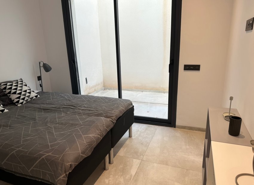 Reventa - Independiente / Villa -
Rojales - Ciudad Quesada