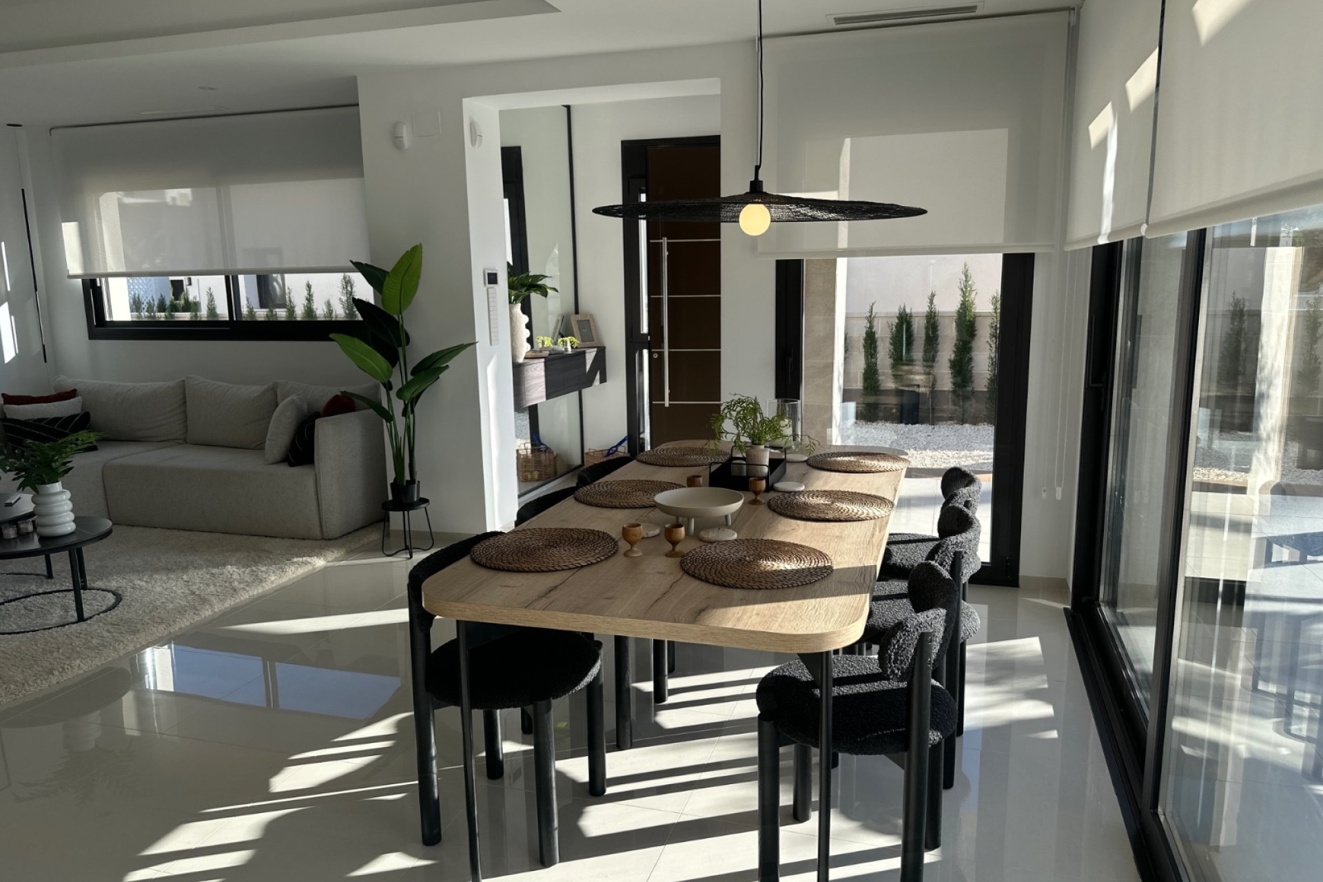 Reventa - Independiente / Villa -
Rojales - Doña Pepa