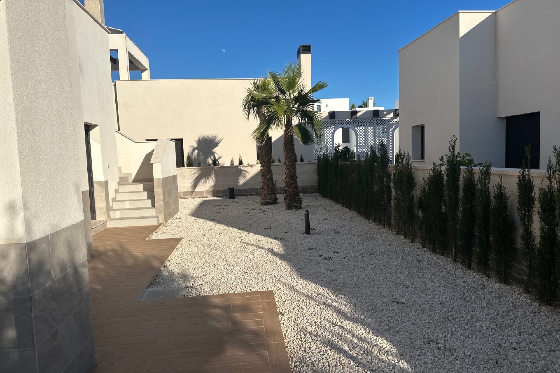 Reventa - Independiente / Villa -
Rojales - Doña Pepa