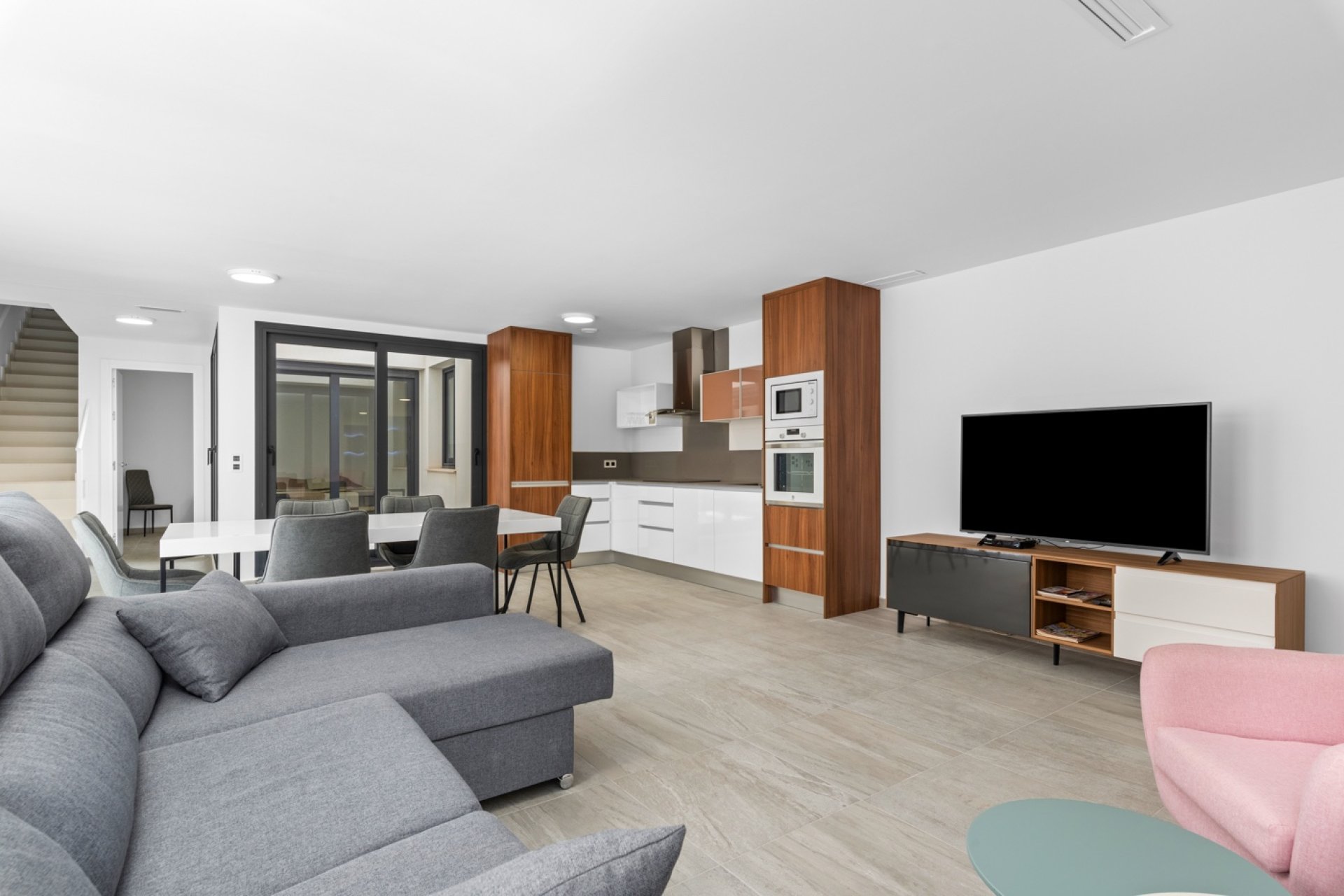 Reventa - Independiente / Villa -
San Miguel de Salinas - Costa Blanca South