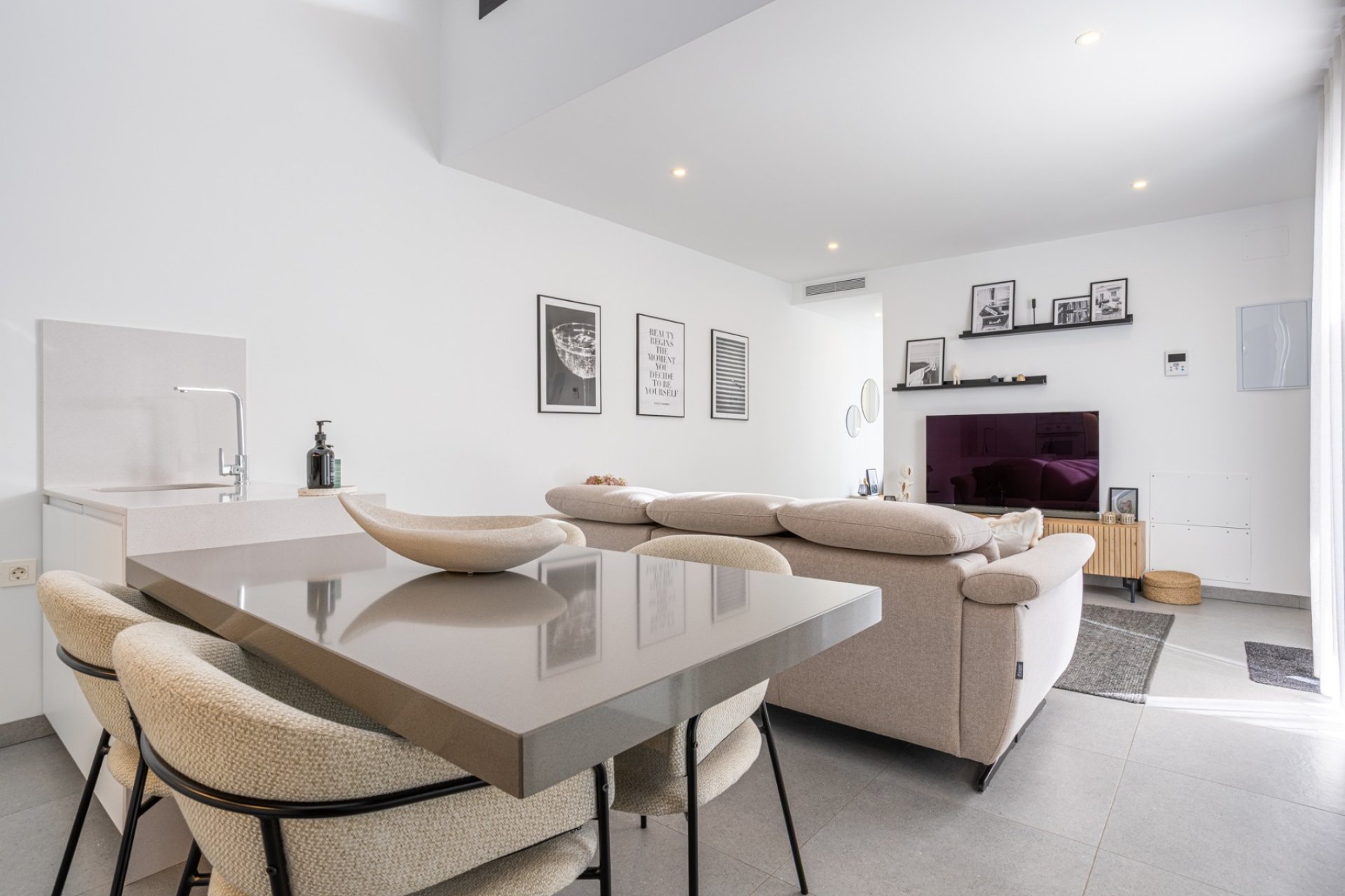 Reventa - Independiente / Villa -
Torre Pacheco - Roldán