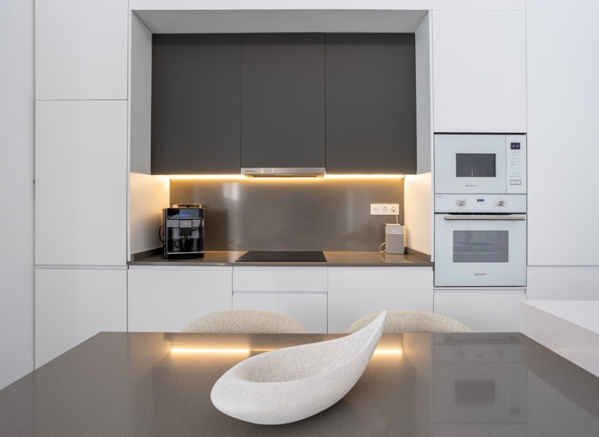 Reventa - Independiente / Villa -
Torre Pacheco - Roldán