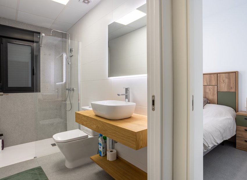 Reventa - Independiente / Villa -
Torre Pacheco - Roldán