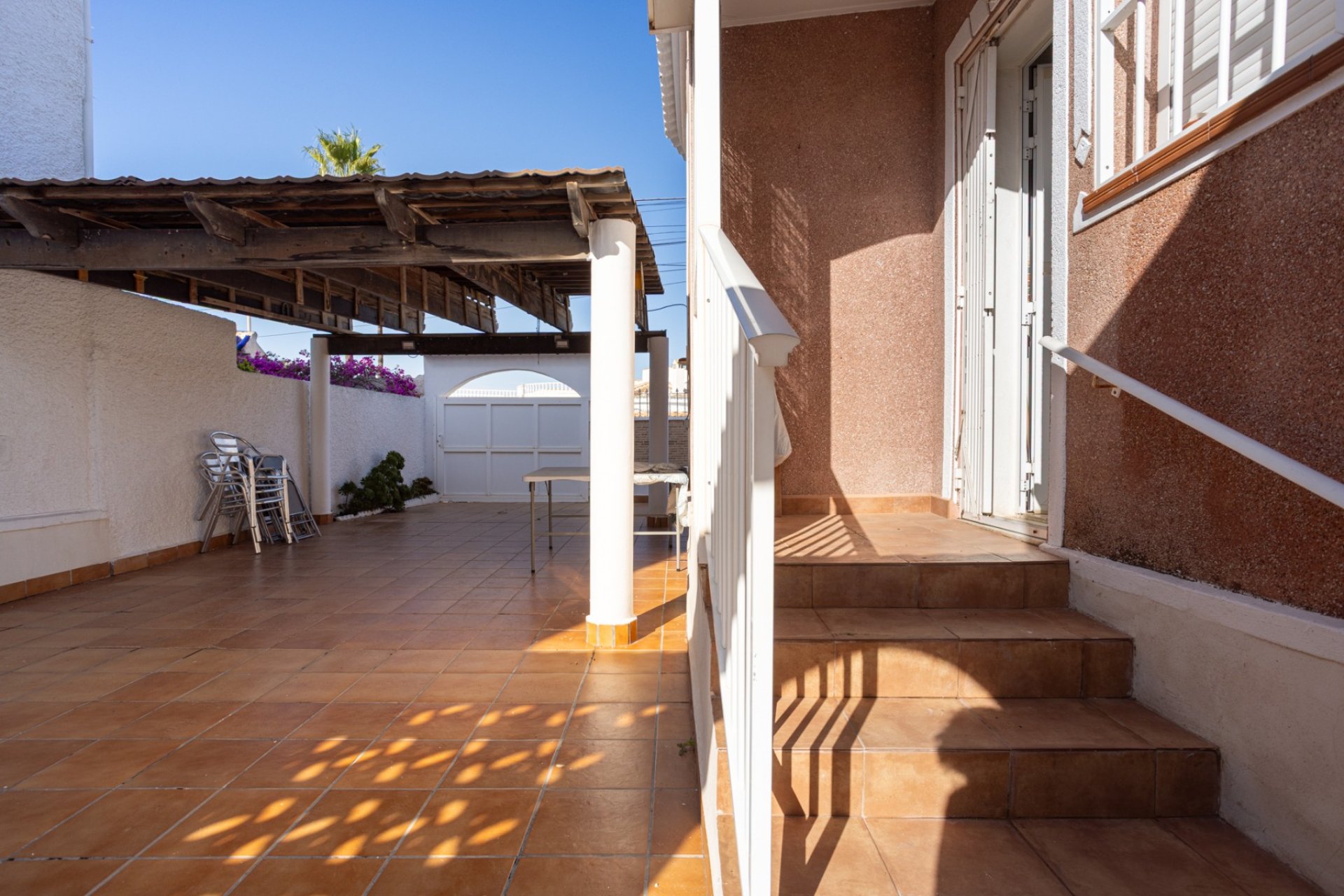 Reventa - Independiente / Villa -
Torrevieja - Urbanización San Luis