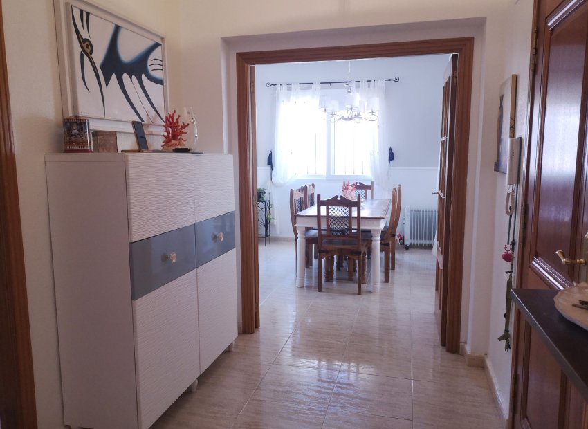 Reventa - Villa -
Los Montesinos - Los Montesinos - Urb. La Herrada