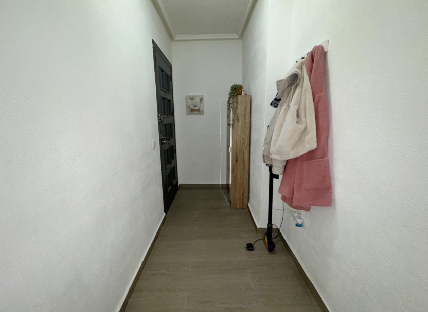 Revente - Appartement -
Almoradí