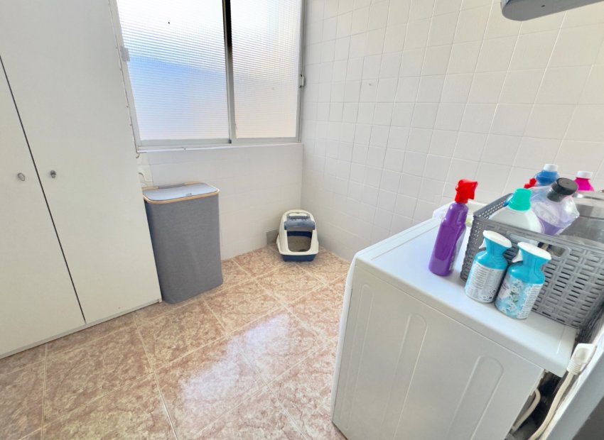 Revente - Appartement -
Almoradí