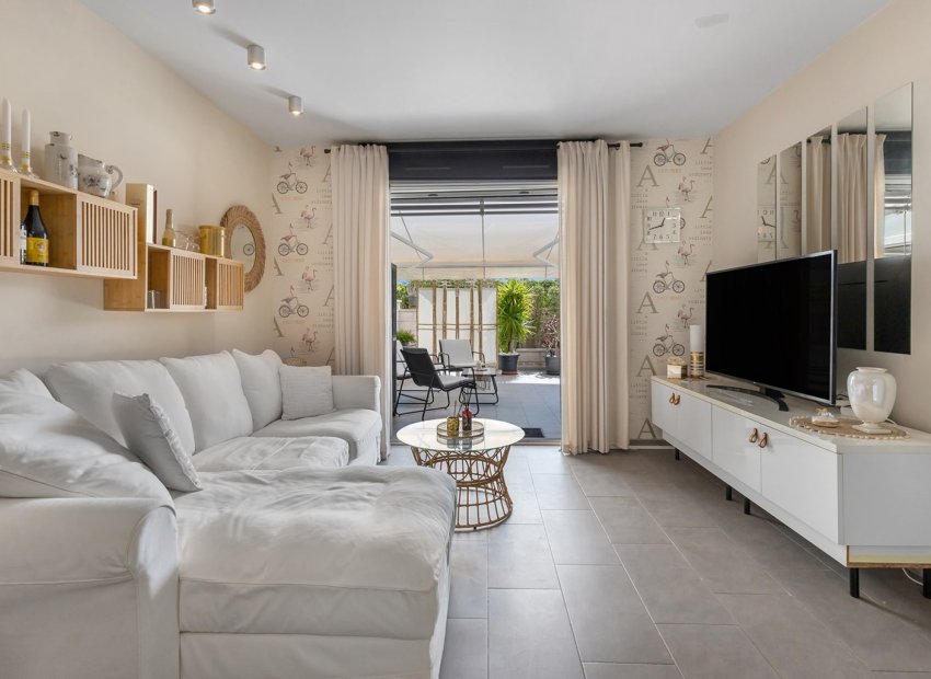 Revente - Appartement au rez-de-chaussée -
La Mata - Playa