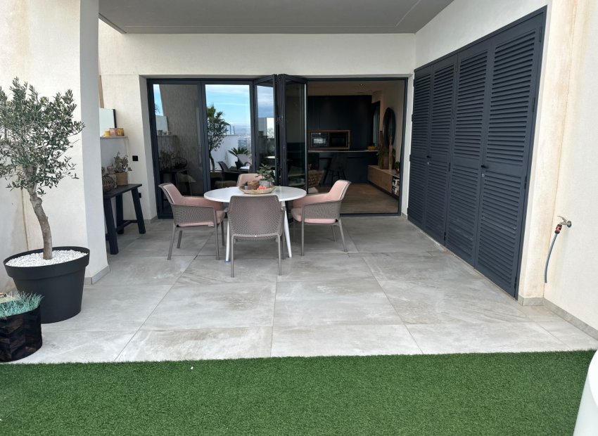 Revente - Appartement au rez-de-chaussée -
Rojales - Ciudad Quesada