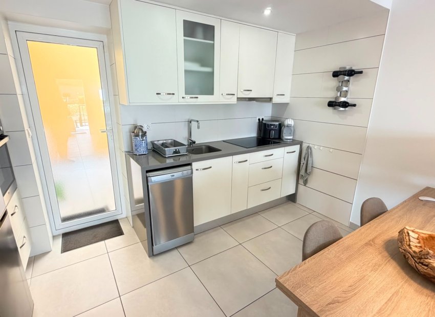 Revente - Appartement au rez-de-chaussée -
Torrevieja - Aguas Nuevas