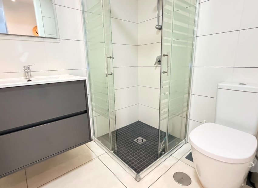 Revente - Appartement au rez-de-chaussée -
Torrevieja - Aguas Nuevas