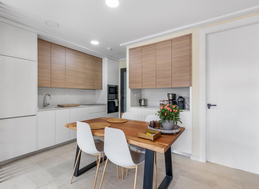 Revente - Appartement au rez-de-chaussée -
Torrevieja - Torrelamata - La Mata