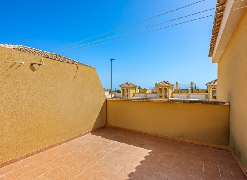 Revente - Appartement -
Daya Nueva - Costa Blanca South