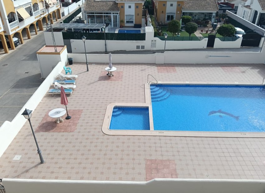 Revente - Appartement -
Los Montesinos - Urbanizacion montesol