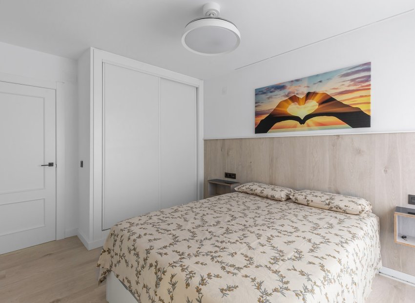 Revente - Appartement -
Los Montesinos