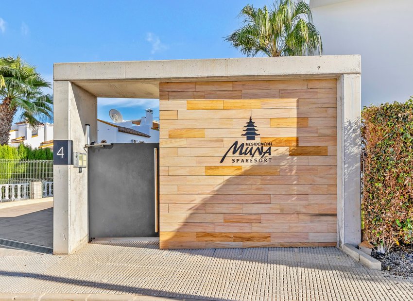 Revente - Appartement -
Orihuela Costa - Cabo roig - La Zenia