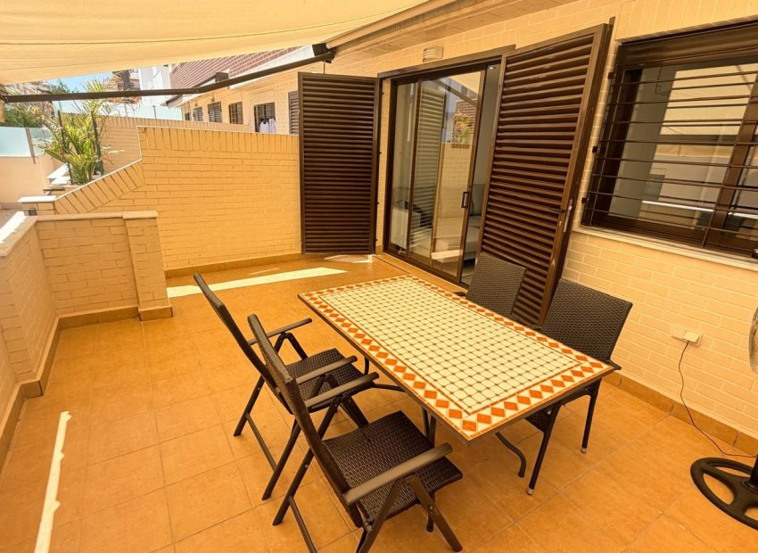 Revente - Appartement -
Orihuela Costa - Lomas de Cabo Roig