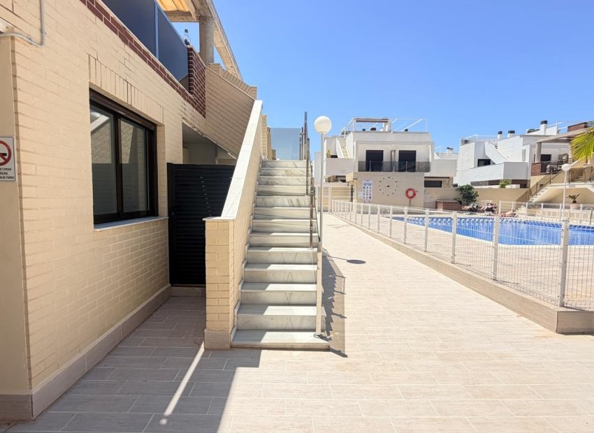 Revente - Appartement -
Orihuela Costa - Lomas de Cabo Roig