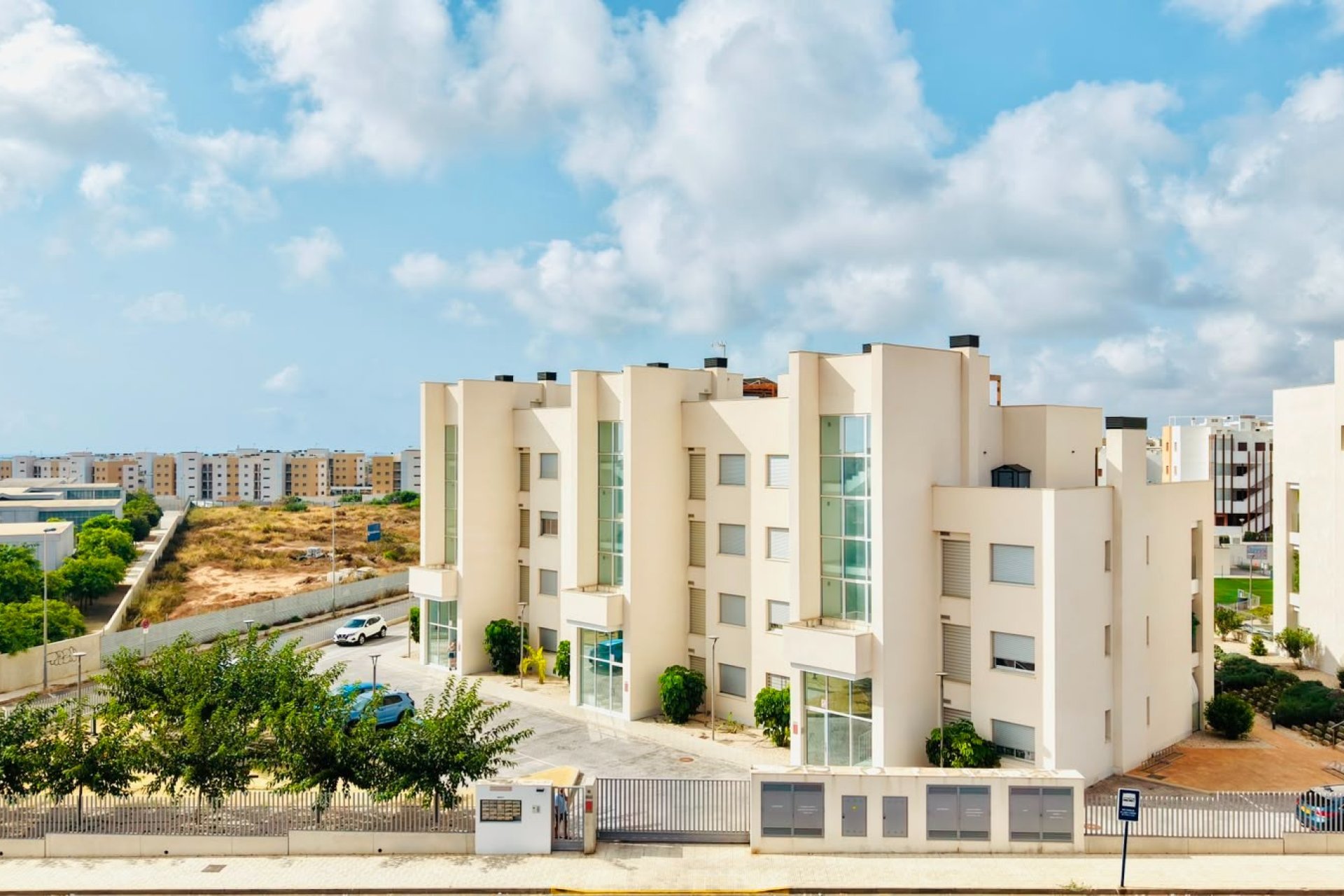 Revente - Appartement -
Orihuela Costa