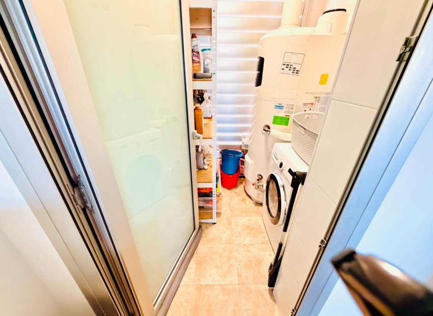 Revente - Appartement -
Orihuela Costa