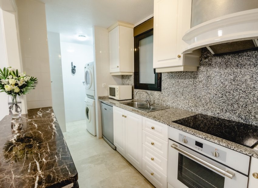 Revente - Appartement -
Orihuela - Orihuela Costa