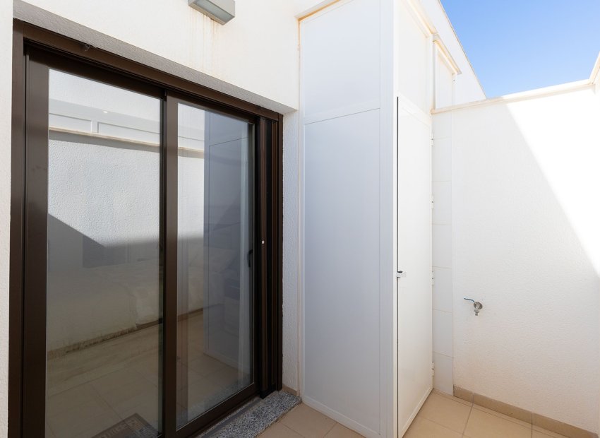 Revente - Appartement -
Pilar de la Horadada - Zona Pueblo