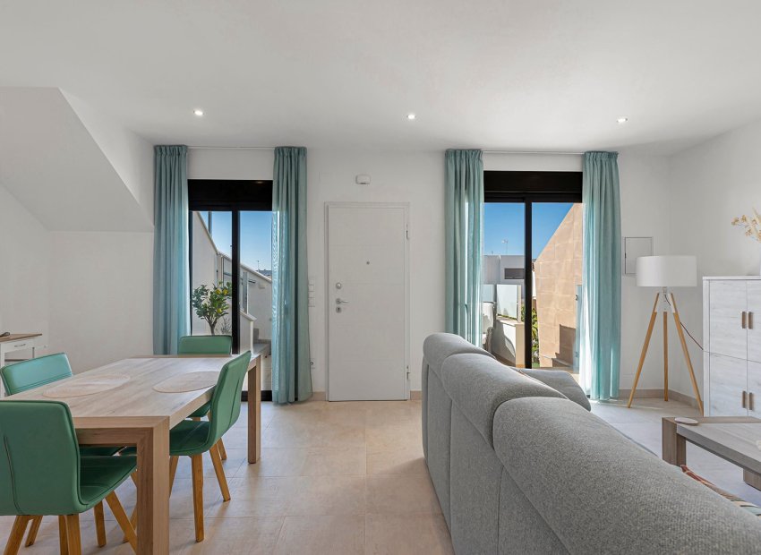 Revente - Appartement -
Pilar de la Horadada - Zona Pueblo