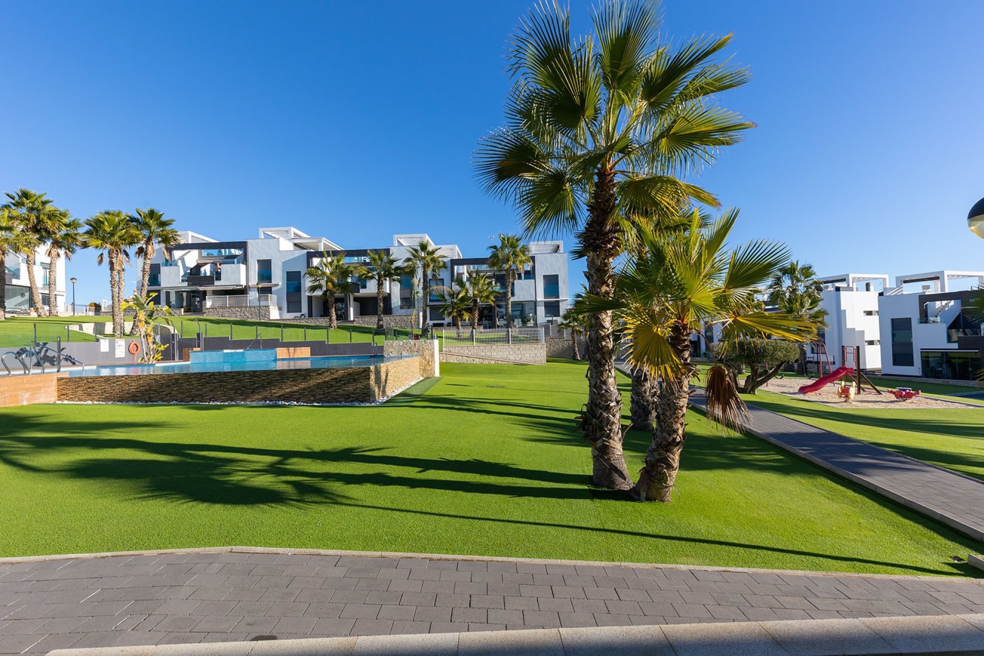 Revente - Appartement -
Punta Prima